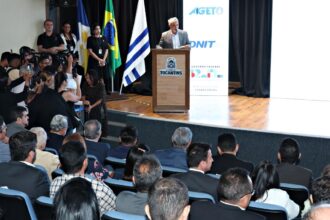 aleto-marca-presenca-em-solenidade-que-oficializa-federalizacao-da-to-050