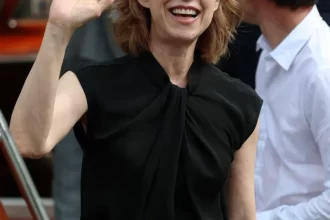 fernanda-torres-volta-ao-festival-de-veneza:-onde-‘tudo’-comecou!