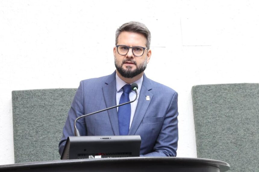 mantoan-propoe-a-criacao-do-selo-empresa-amiga-do-autista