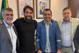 deputado-gipao-participa-de-assinatura-de-obras-historicas-para-a-infraestrutura-do-tocantins