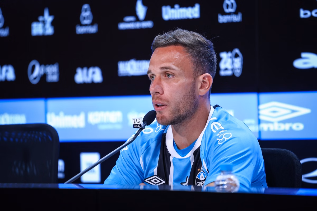 “e-o-lugar-que-eu-queria-estar”,-diz-arthur-em-seu-retorno-ao-gremio