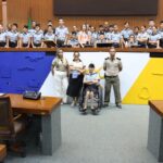 estudantes-da-escola-militar-de-alianca-participam-de-visita-guiada-a-assembleia-legislativa