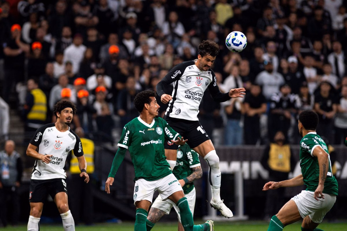 com-penalti-e-gol-contra,-corinthians-e-palmeiras-empatam-em-derbi