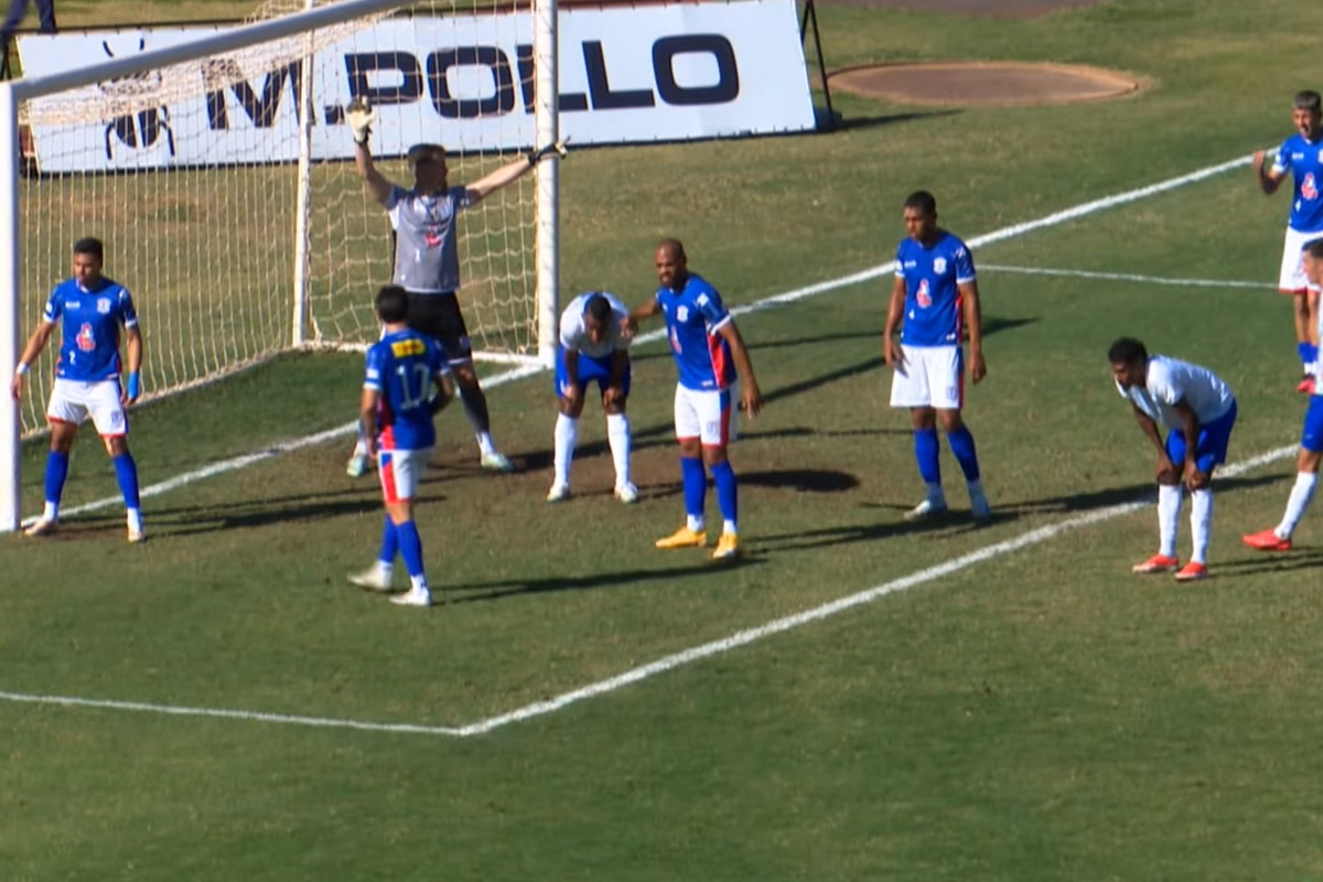 serie-d:-veja-quem-sai-na-frente-na-briga-pelo-acesso-nas-quartas