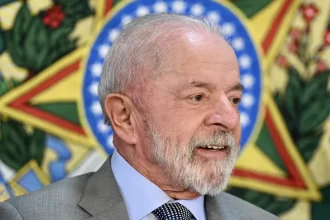 evasao-escolar-e-questao-de-estado,-diz-lula-na-entrega-do-premio-mec