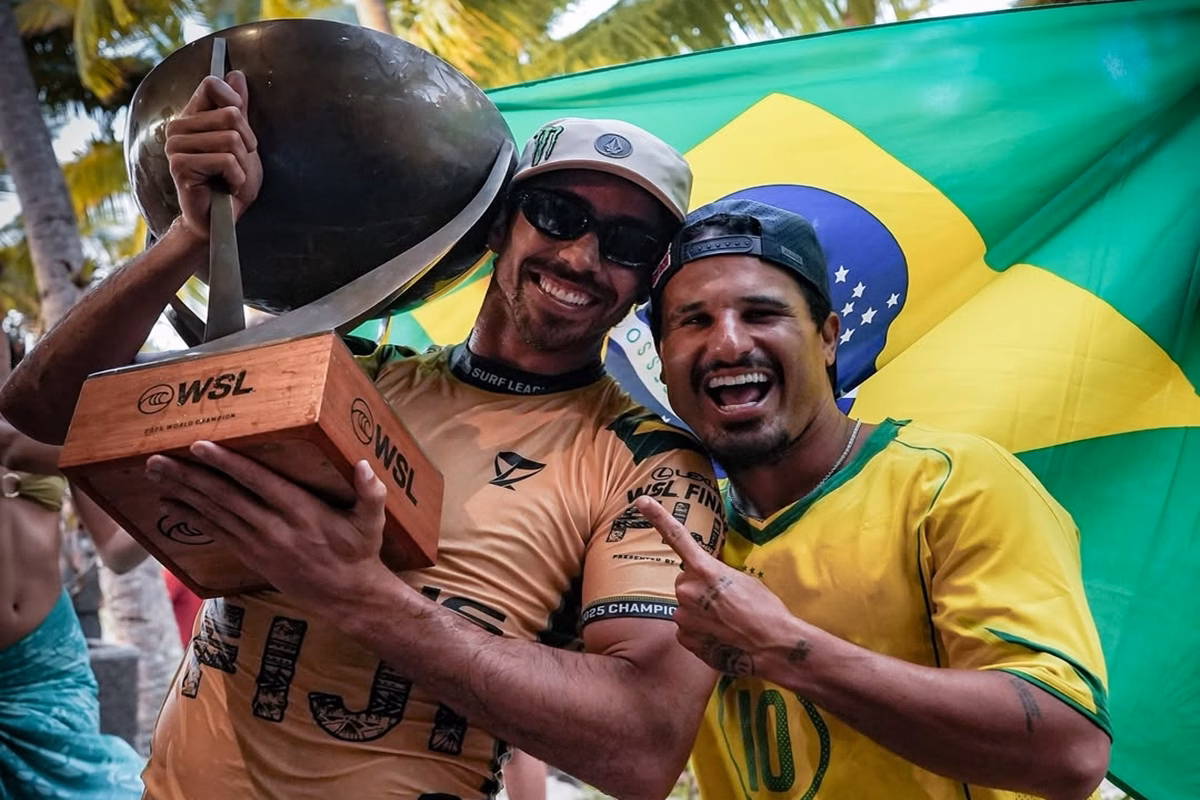 italo-ferreira-parabeniza-yago-dora-na-web-apos-titulo-mundial-da-wsl