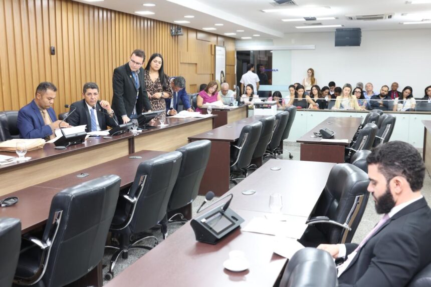 ccj-aprova-pec-que-muda-regra-sobre-convocacao-de-suplente