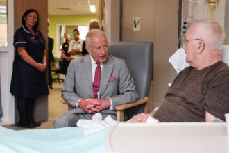 morre-o-estilista-italiano-giorgio-armani-aos-91-anos