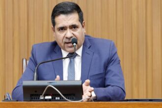 deputados-cobram-do-governador-em-exercicio-o-envio-do-pccr-da-educacao-a-aleto