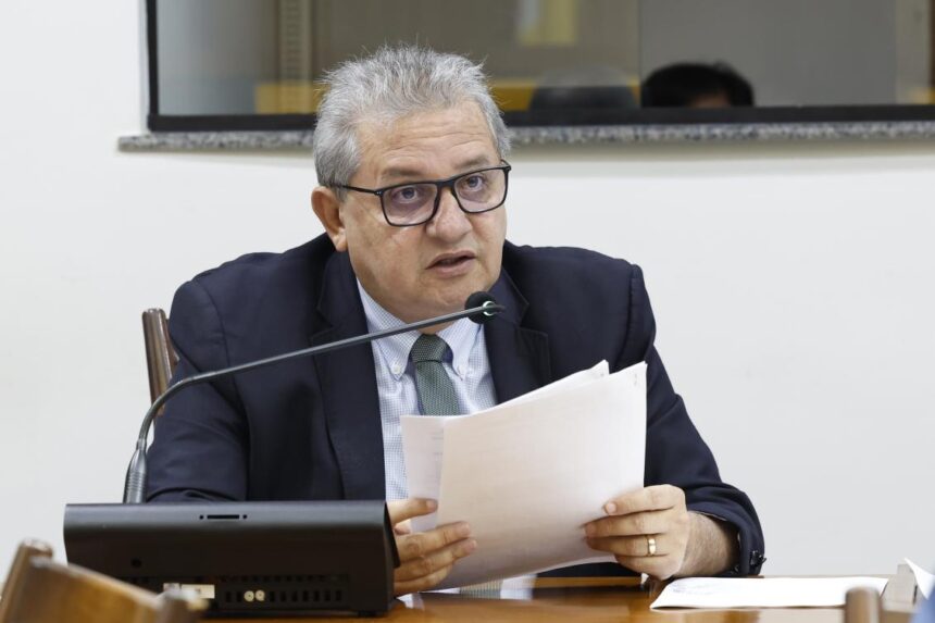 deputado-jair-farias-solicita-implantacao-de-colegio-militar-em-itaguatins