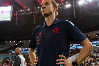 filipe-luis-recusa-proposta-do-fenerbahce-para-seguir-projeto-no-flamengo