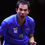 hugo-calderano-e-dominado-pelo-numero-2-do-mundo-e-fica-com-o-vice-no-wtt-de-macau