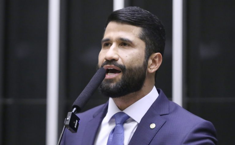 comissao-aprova-criacao-de-delegacias-especializadas-no-atendimento-a-torcedores