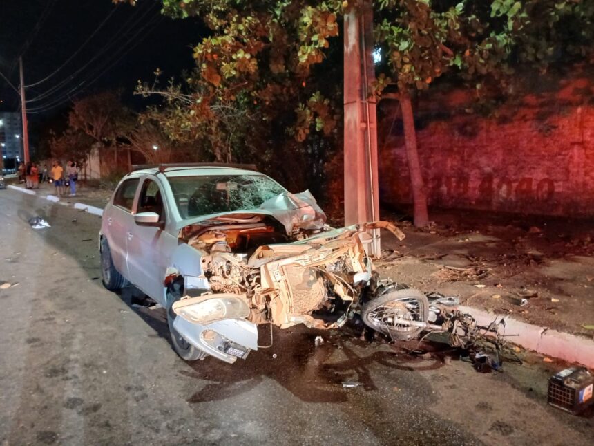 batida-entre-carro-e-moto-deixa-dois-mortos-e-um-ferido-em-avenida-de-palmas