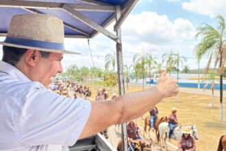 “ja-sao-mais-de-r$-1-milhao-em-emendas-para-nova-olinda”,-diz-marcus-marcelo-durante-cavalgada