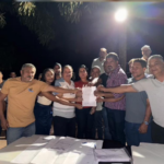 barbosa-garante-r$-500-mil-e-prefeito-assina-ordem-de-servico-para-asfaltar-distrito-de-taguatinga