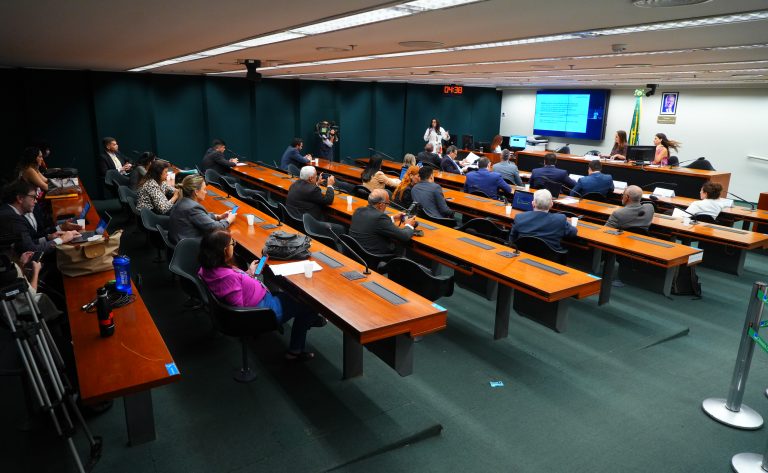 especialistas-alertam-para-risco-de-falta-de-radiofarmacos-no-brasil