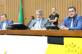 mesa-diretora-da-aleto-envia-projeto-da-ldo-2026-para-a-comissao-de-financas