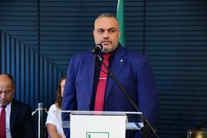 dividas-de-servidores-publicos-e-tema-de-debate-na-camara;-assista