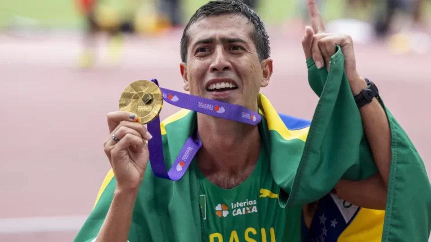caio-bonfim-perde-a-alianca,-mas-e-campeao-do-mundo-na-marcha-atletica