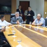 amelio-dialoga-com-vereadores-de-diversas-camaras-municipais-durante-assembleia-geral-na-capital
