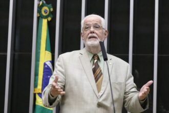 jorge-solla-diz-que-venda-de-refinaria-na-bahia-foi-um-erro;-ouca-a-entrevista
