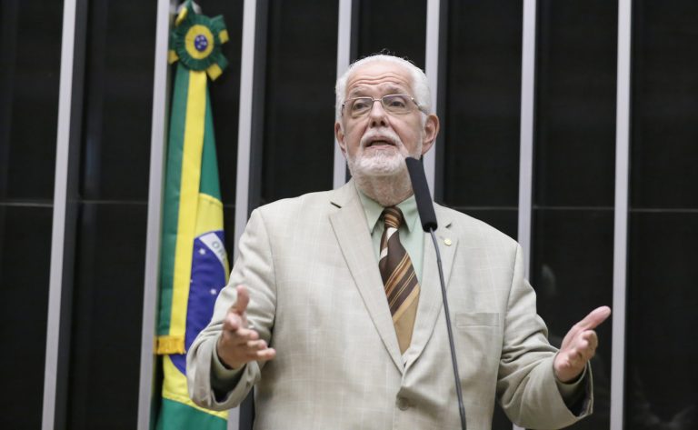 jorge-solla-diz-que-venda-de-refinaria-na-bahia-foi-um-erro;-ouca-a-entrevista