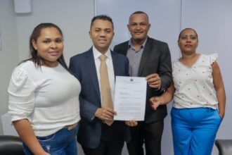 deputado-moisemar-recebe-representantes-da-comunidade-quilombola-corrego-fundo-de-brejinho-de-nazare