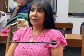 janad-valcari-apresenta-projeto-de-lei-para-garantir-denuncia-de-violencia-contra-idosos