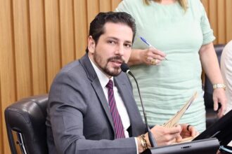 olyntho-assume-relatoria-da-ldo-2026-e-inicia-debates-sobre-orcamento