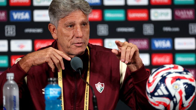 renato-gaucho-se-despede-do-flu-e-critica-‘genios-que-destroem-o-futebol’
