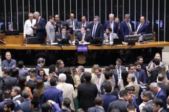 camara-analisa-projeto-que-libera-recursos-do-fundo-social-para-saude-e-educacao;-acompanhe