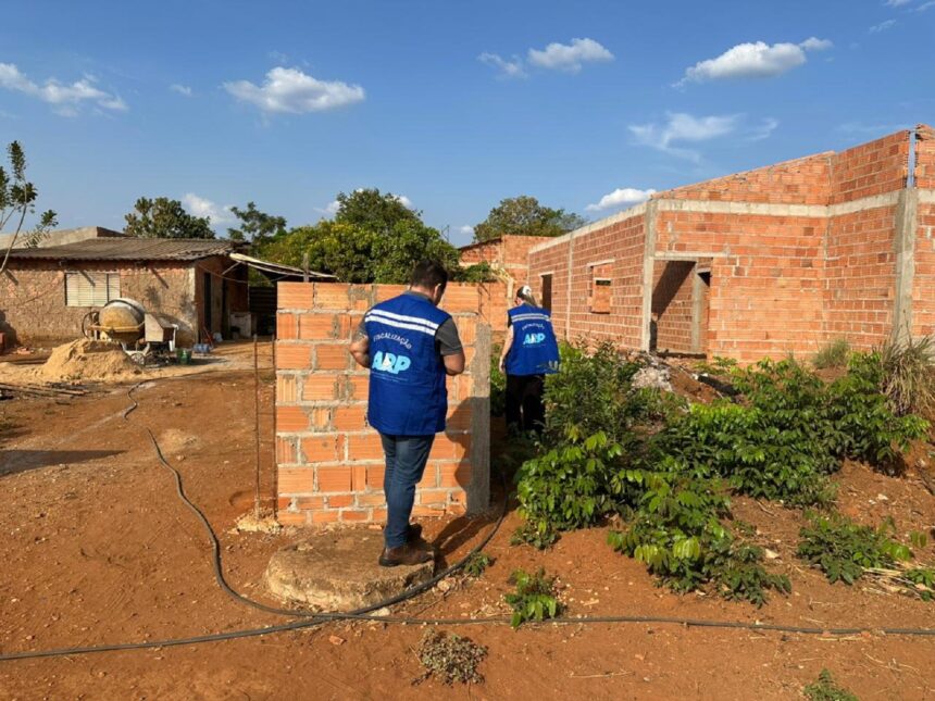 prefeitura-multa-brk-em-mais-de-r$-195-mil-apos-moradores-reclamarem-de-falta-de-agua-em-bairros-de-palmas