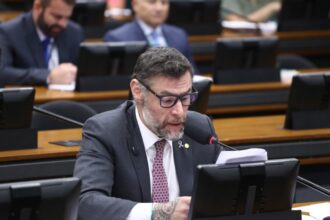 comissao-aprova-projeto-que-torna-facultativo-o-uso-de-biometria-facial