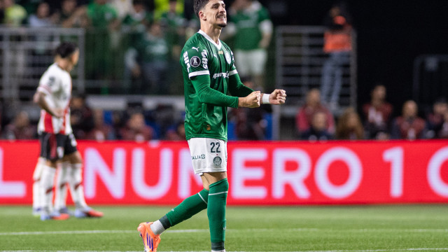 lewis-hamilton-de-luto-pelo-‘iconico’-roscoe:-“morreu-nos-meus-bracos”