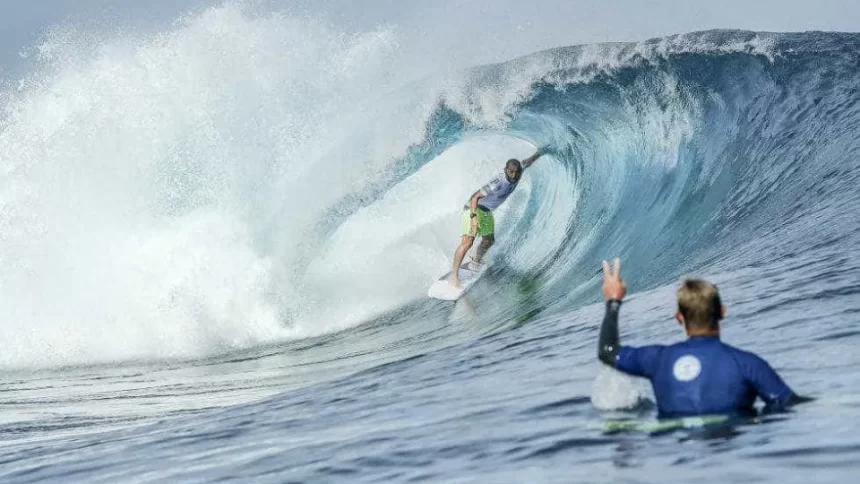 brasil-avanca-com-seis-no-1o-dia-do-challenger-series-de-surfe-em-portugal