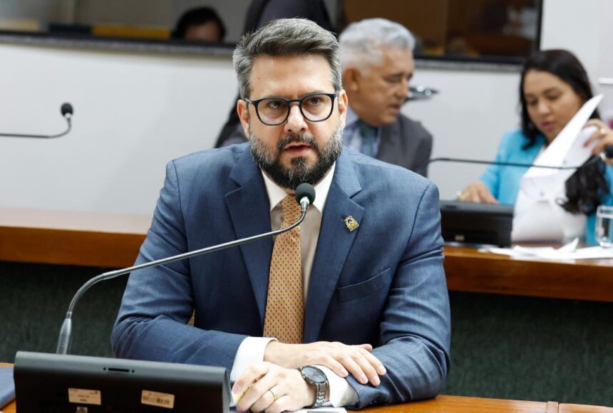 respeito-a-pessoa-idosa:-projeto-de-lei-de-mantoan-tem-como-alvo-o-combate-ao-etarismo