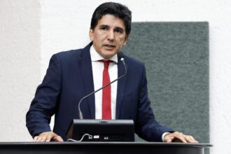 deputados-pedem-regularizacao-de-servicos-de-saude-no-estado