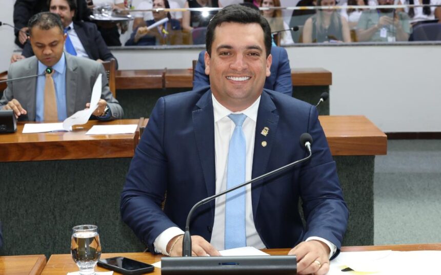 deputados-aprovam-projeto-que-obriga-identificacao-de-remetente-de-alimentos