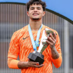 filho-de eliza-samudio pega-penalti-e-brasil-e-campeao