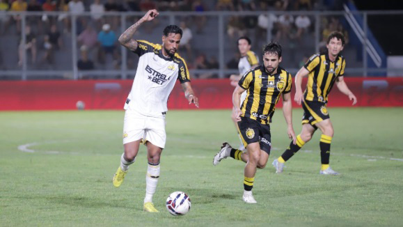 amazonas-vence-em-casa-e-segura-o-paysandu-na-lanterna-da-serie-b
