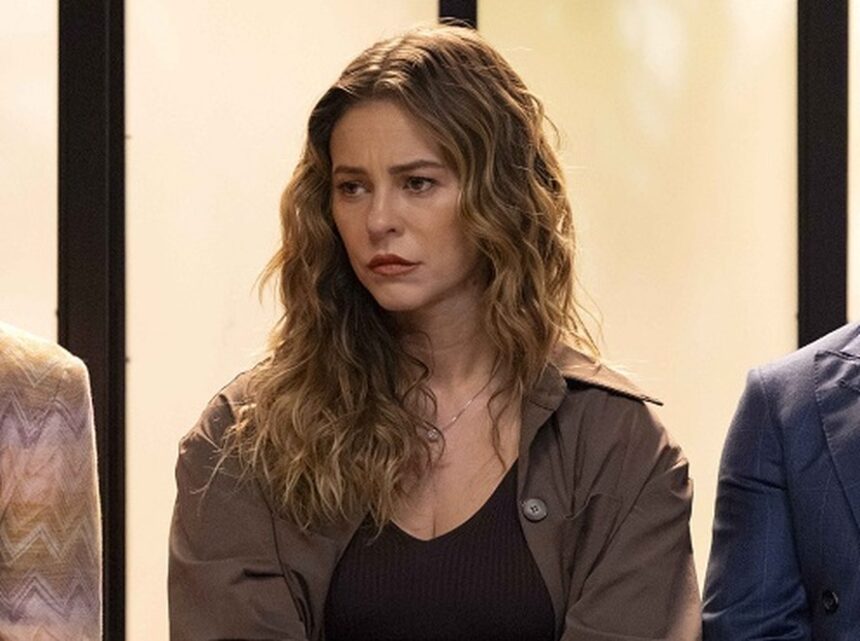 cena-inedita-de-‘vale-tudo’-mostra-odete-em-choque-ao-encarar-heleninha-instantes-antes-de-morrer