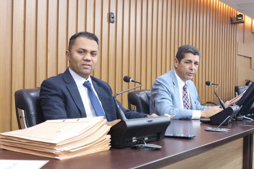 em-reuniao,-ccj-delibera-sobre-27-materias-do-executivo-e-de-parlamentares
