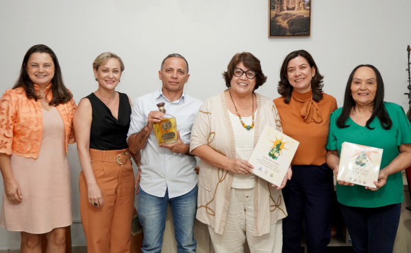 secult-recebe-livro-relatorio-sobre-mapeamento-da-producao-de-cachaca-artesanal-da-regiao-sudeste-do-tocantins