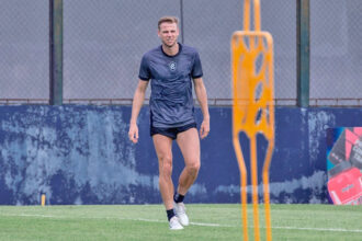 confianca-em-alta:-klaus-avalia-confronto-do-remo-com-athletico