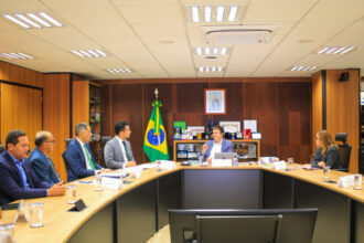 governo-do-tocantins-reforca-parceria-com-o-ministerio-da-educacao-para-destravar-recursos-e-ampliar-investimentos-na-rede-estadual