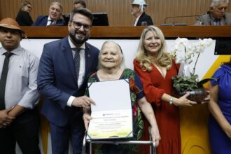“vovo-da-tapioca”-recebe-justa-homenagem-do-deputado-mantoan