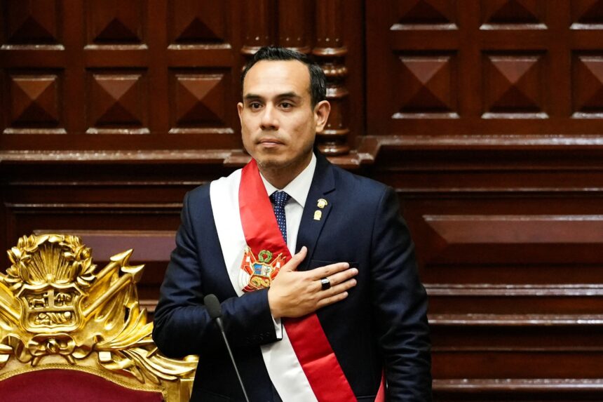 peru-tem-sistema-politico-singular-que-permite-‘impeachment-express’;-pais-teve-7-presidentes-em-7-anos