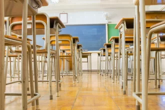 professor-brasileiro-perde-21%-do-tempo-de-aula-para-manter-disciplina