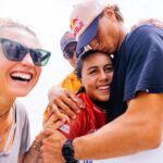 francesa-de-apenas-14-anos-vira-atleta-mais-jovem-a-se-classificar-para-elite-do-surfe:-‘olhem-essa-garota’,-diz-gabriel-medina